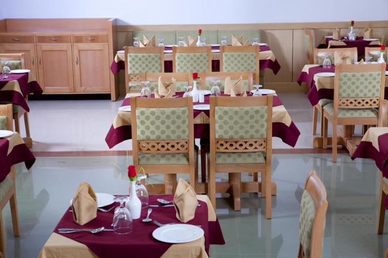 Pooram International Hotel Thrissur Exterior photo